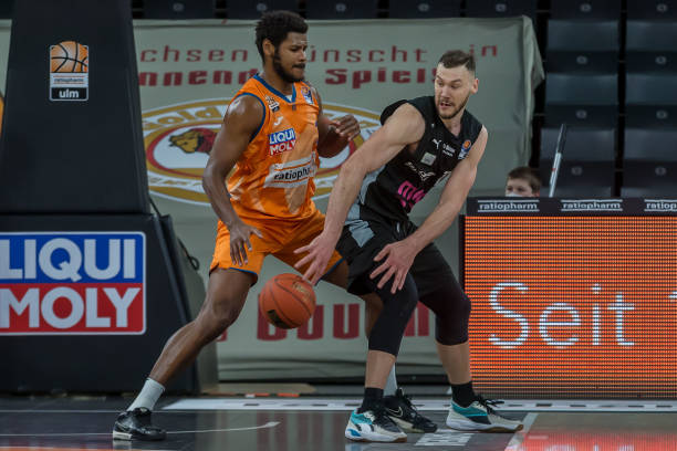 这是一种严 这是一种严