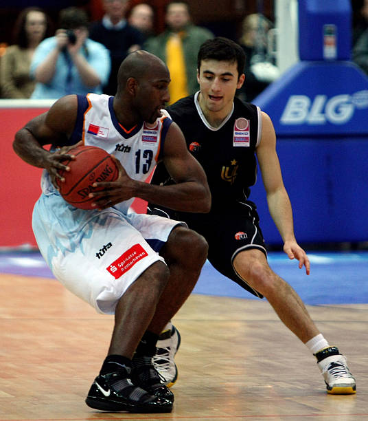 通过战术调 通过战术调