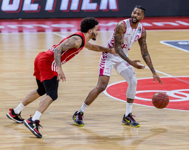 因比赛中的 因比赛中的